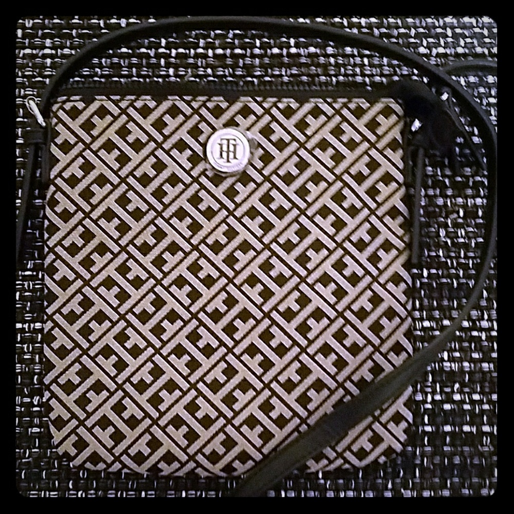 Tommy Hilfiger Purse